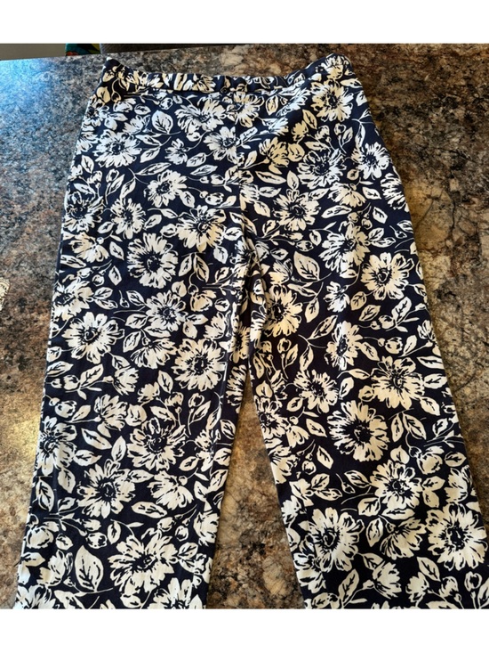 Lauren Ralph Lauren Pants - Lauren Ralph Lauren Navy and White Floral Wide-Leg Capris